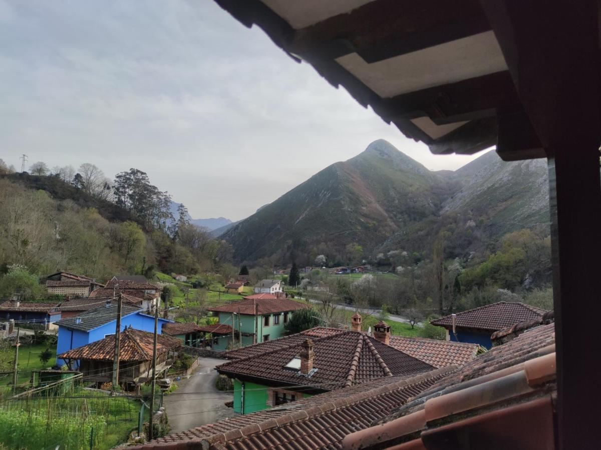 El Cantón Onís Exterior foto