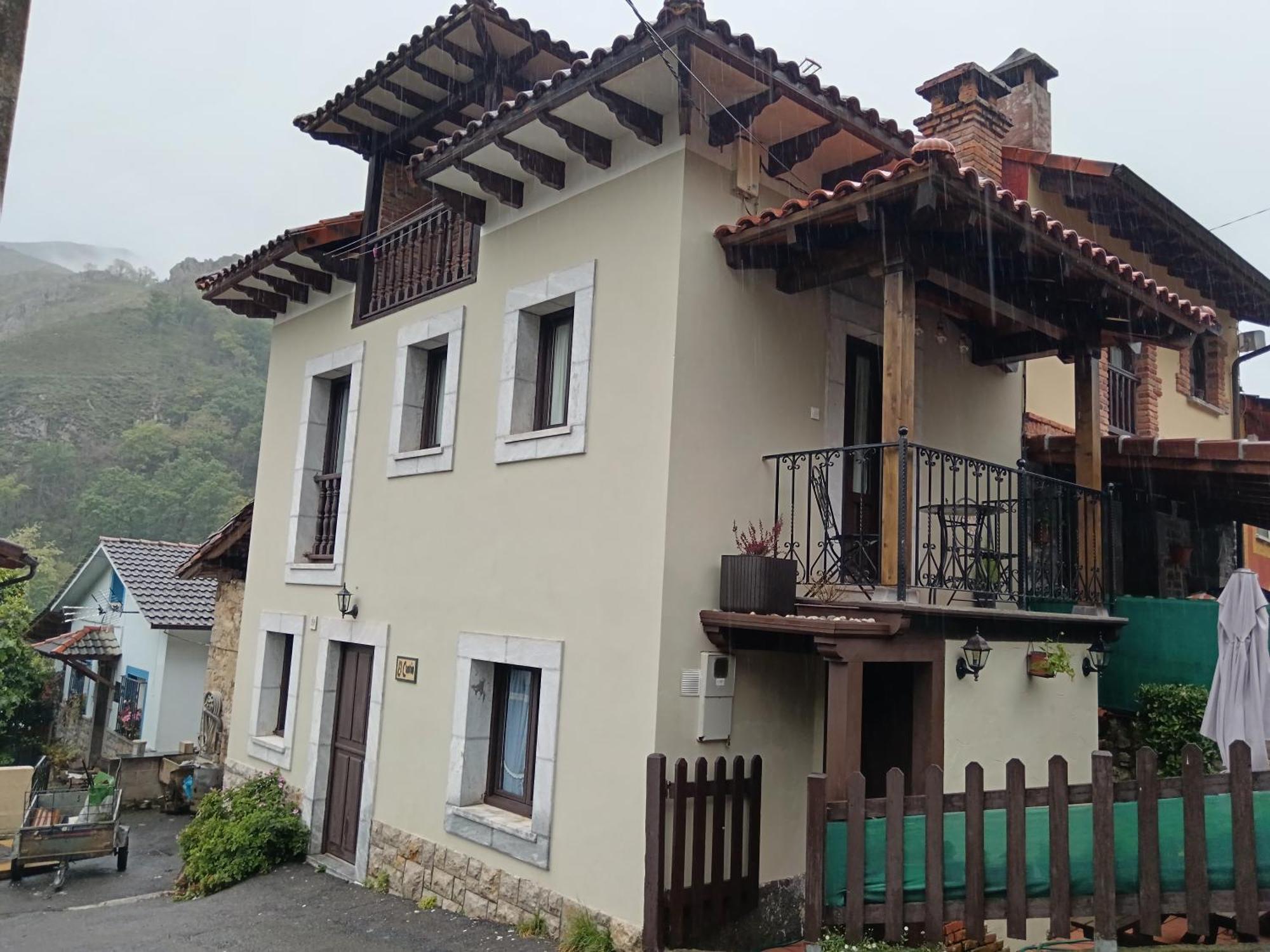 El Cantón Onís Exterior foto