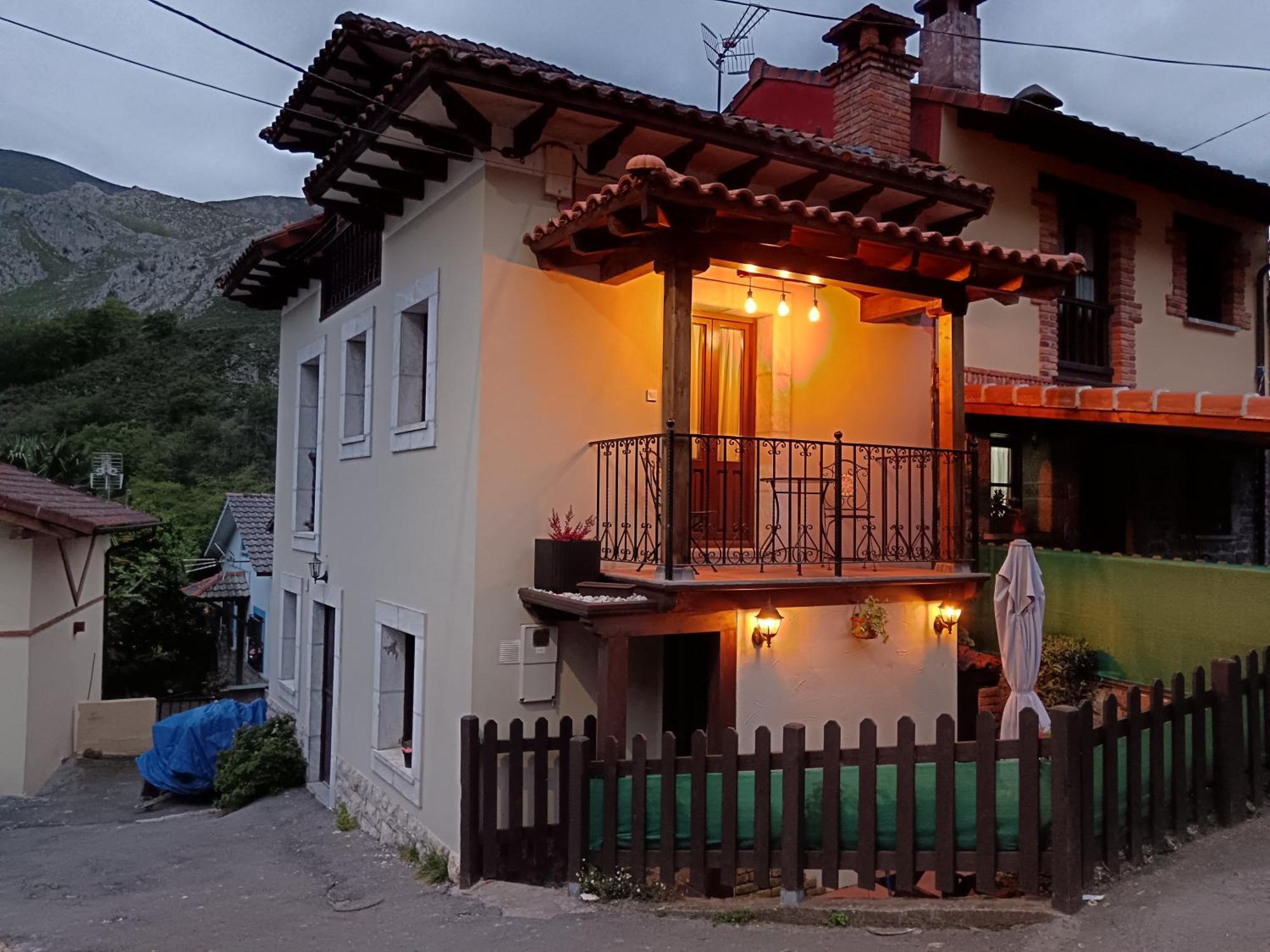 El Cantón Onís Exterior foto