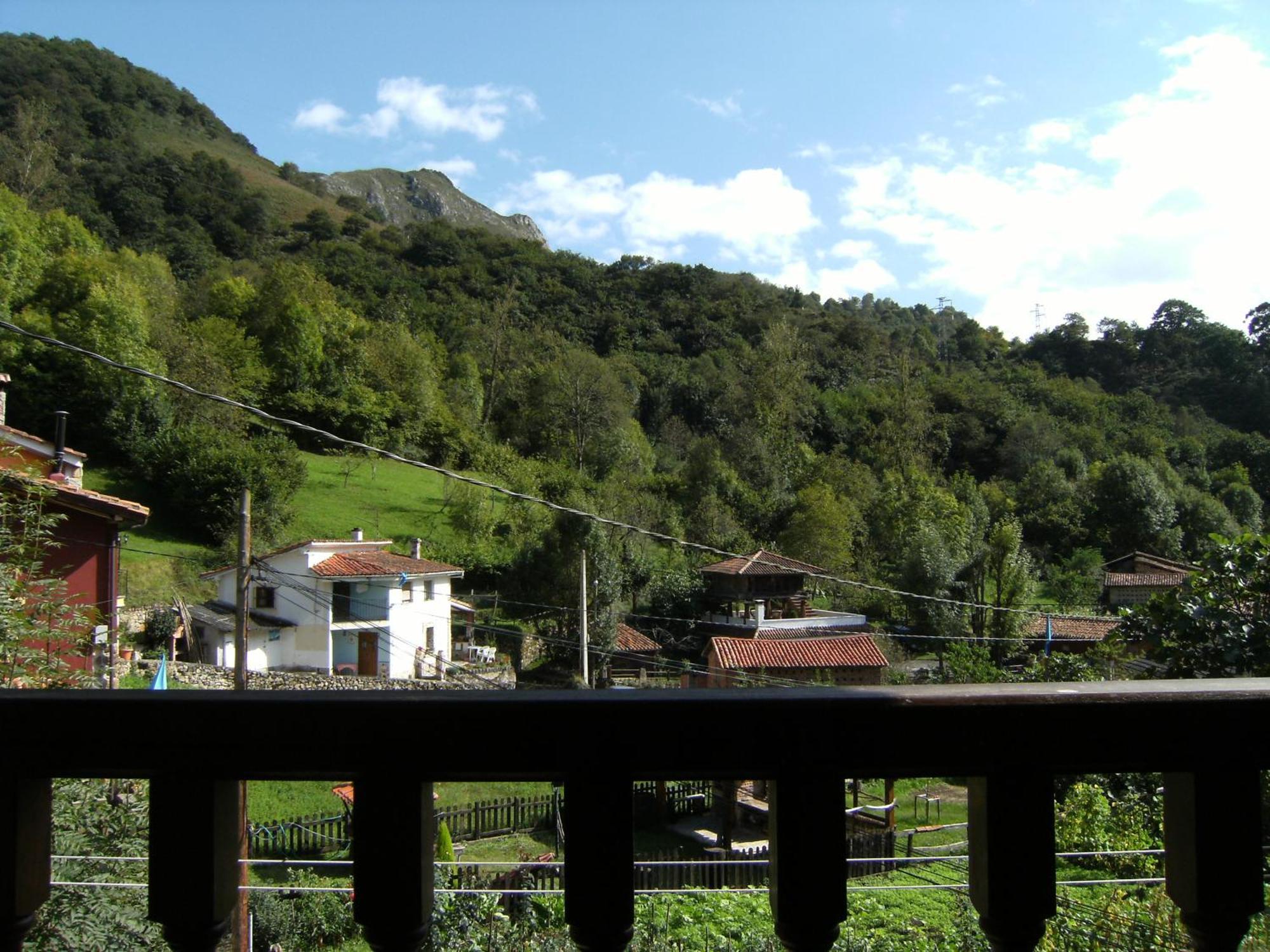 El Cantón Onís Exterior foto